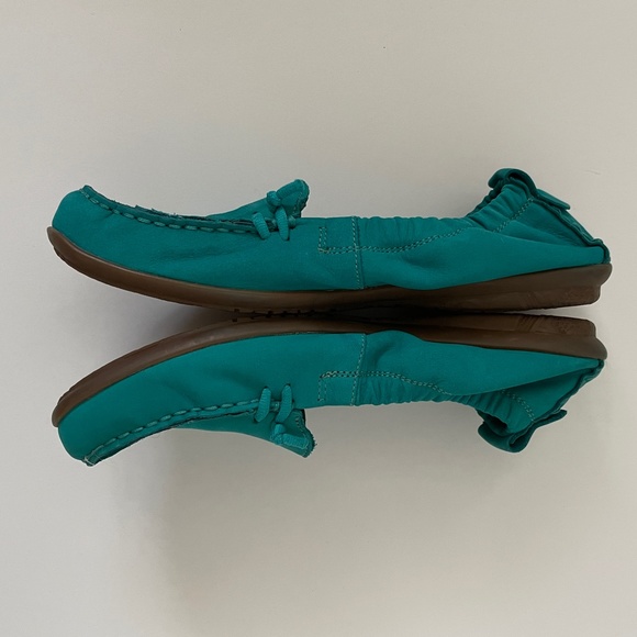 Hush Puppies Aqua Suede Flats Loafer Moccasin - Picture 3 of 12